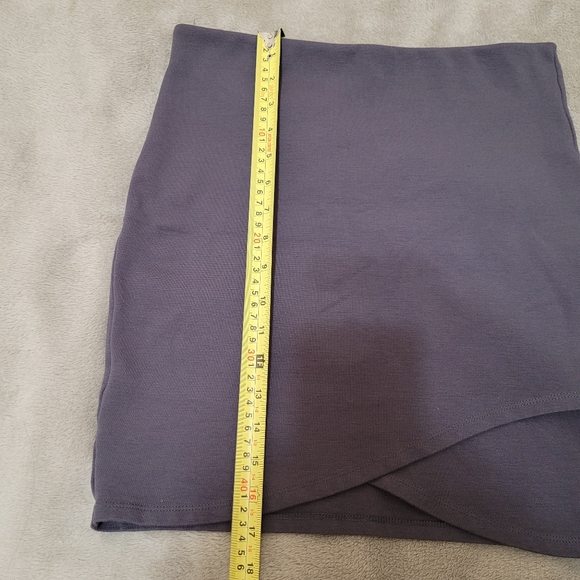 Sunday Best Mini Skirt - Size M - Picture 6 of 10